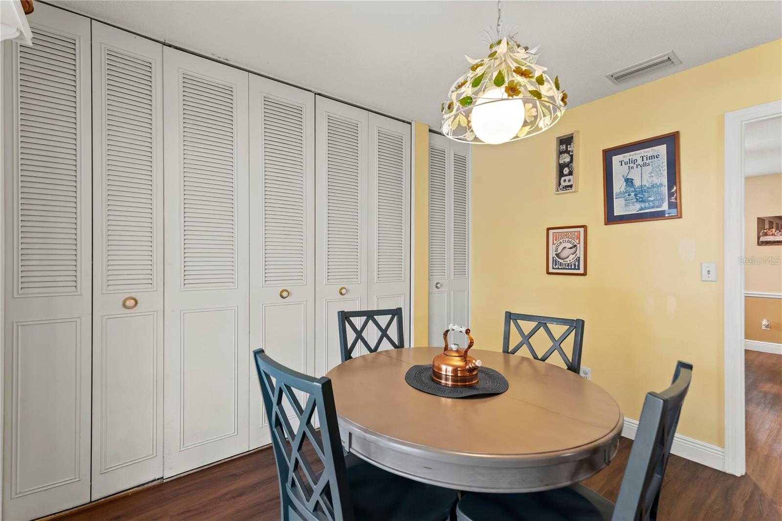 Image 11 of 40 For 407 Westchester Drive