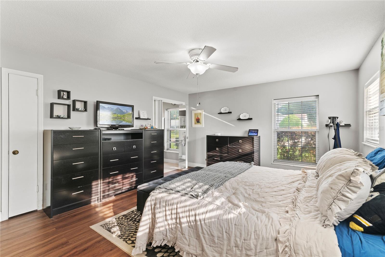 Image 31 of 40 For 407 Westchester Drive