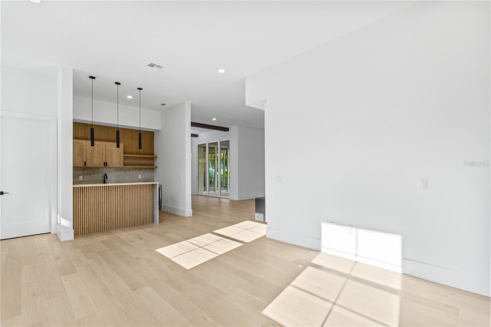 Image 11 of 33 For 7706 Ficquette Road