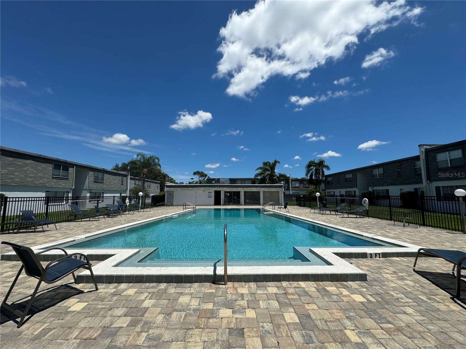 Image 12 of 12 For 1000 Semoran Boulevard 115