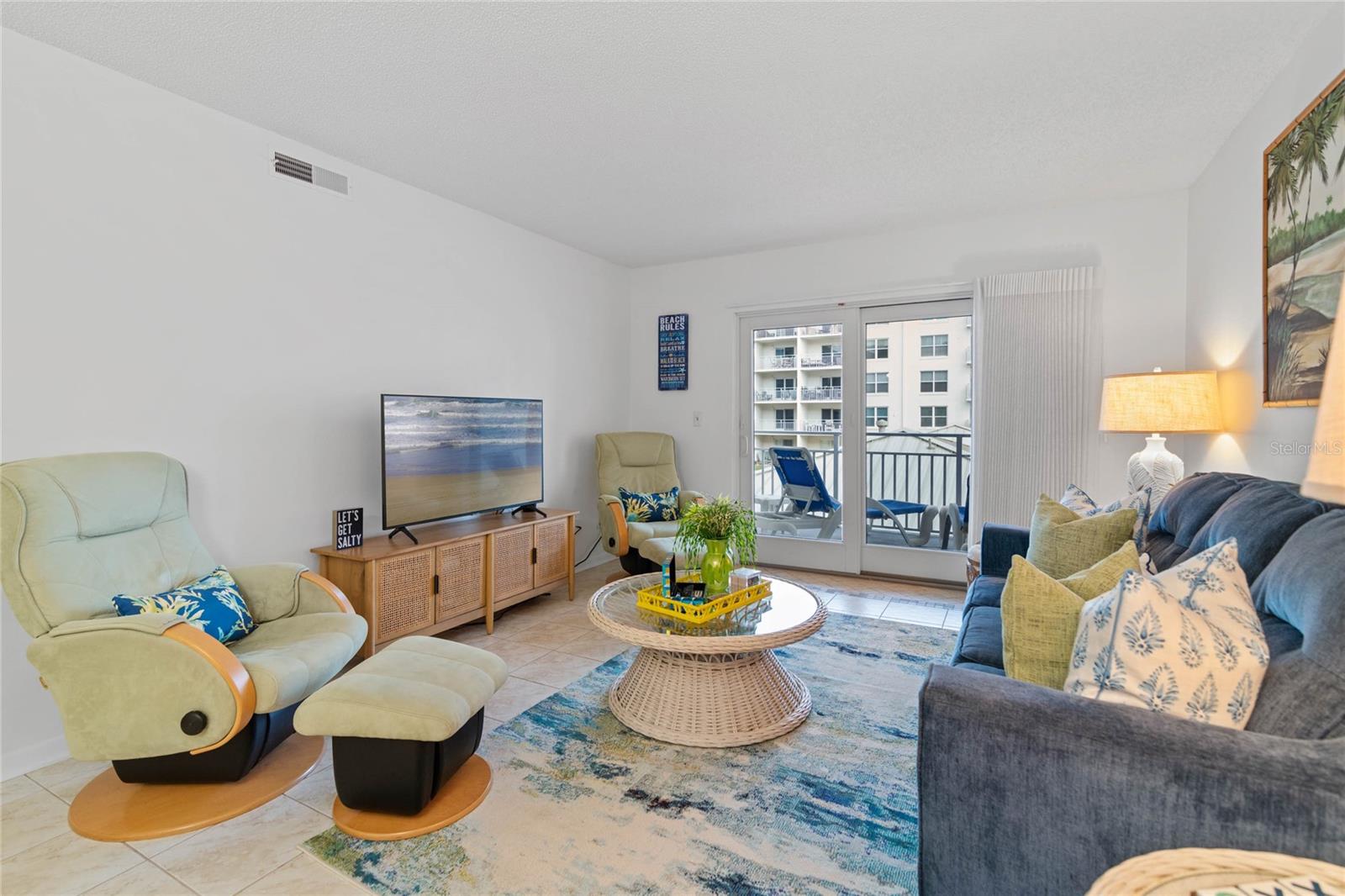 Image 5 of 40 For 4153 Atlantic Avenue 2120