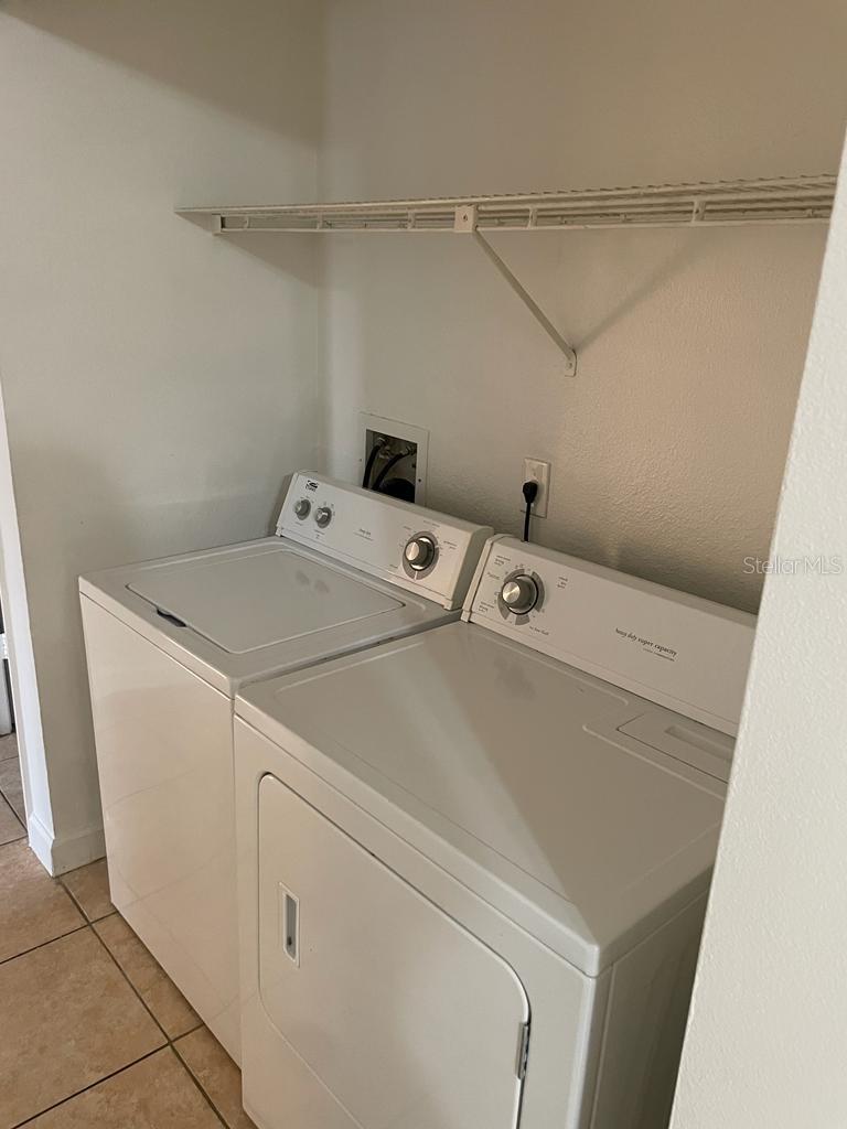 Image 4 of 13 For 5173 Vineland Road 207