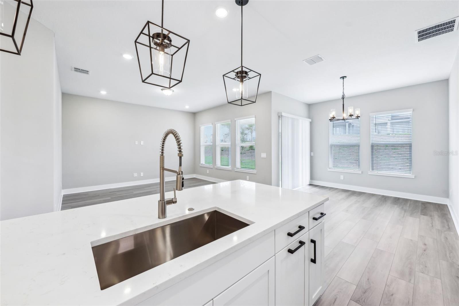Image 17 of 48 For 5308 Citrus Leaf Boulevard
