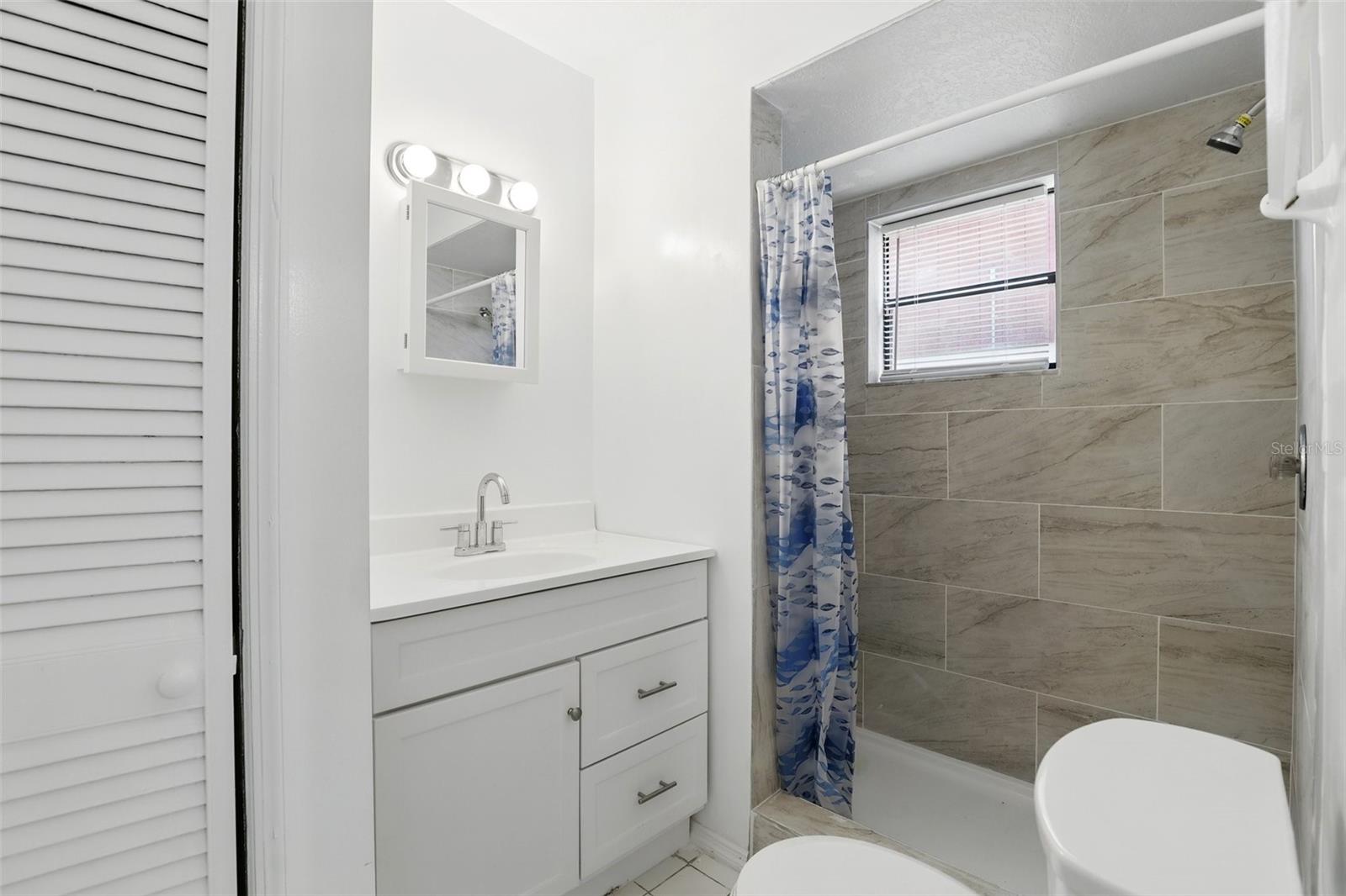 Image 20 of 33 For 28 Lancelot Avenue