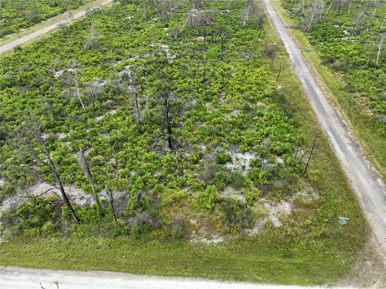 Image 3 of 7 For 3520 Mariana Avenue