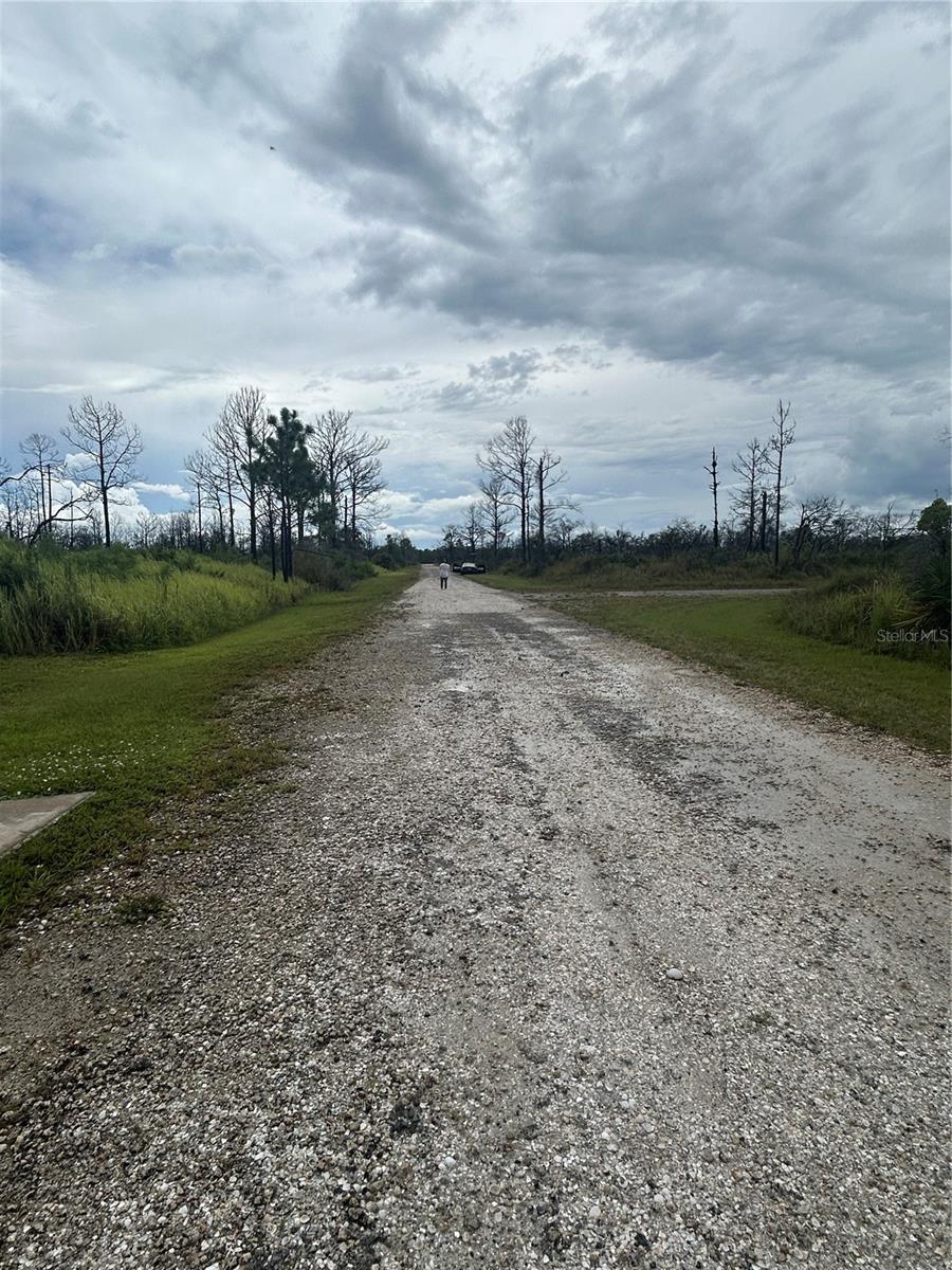 Image 4 of 7 For 3520 Mariana Avenue