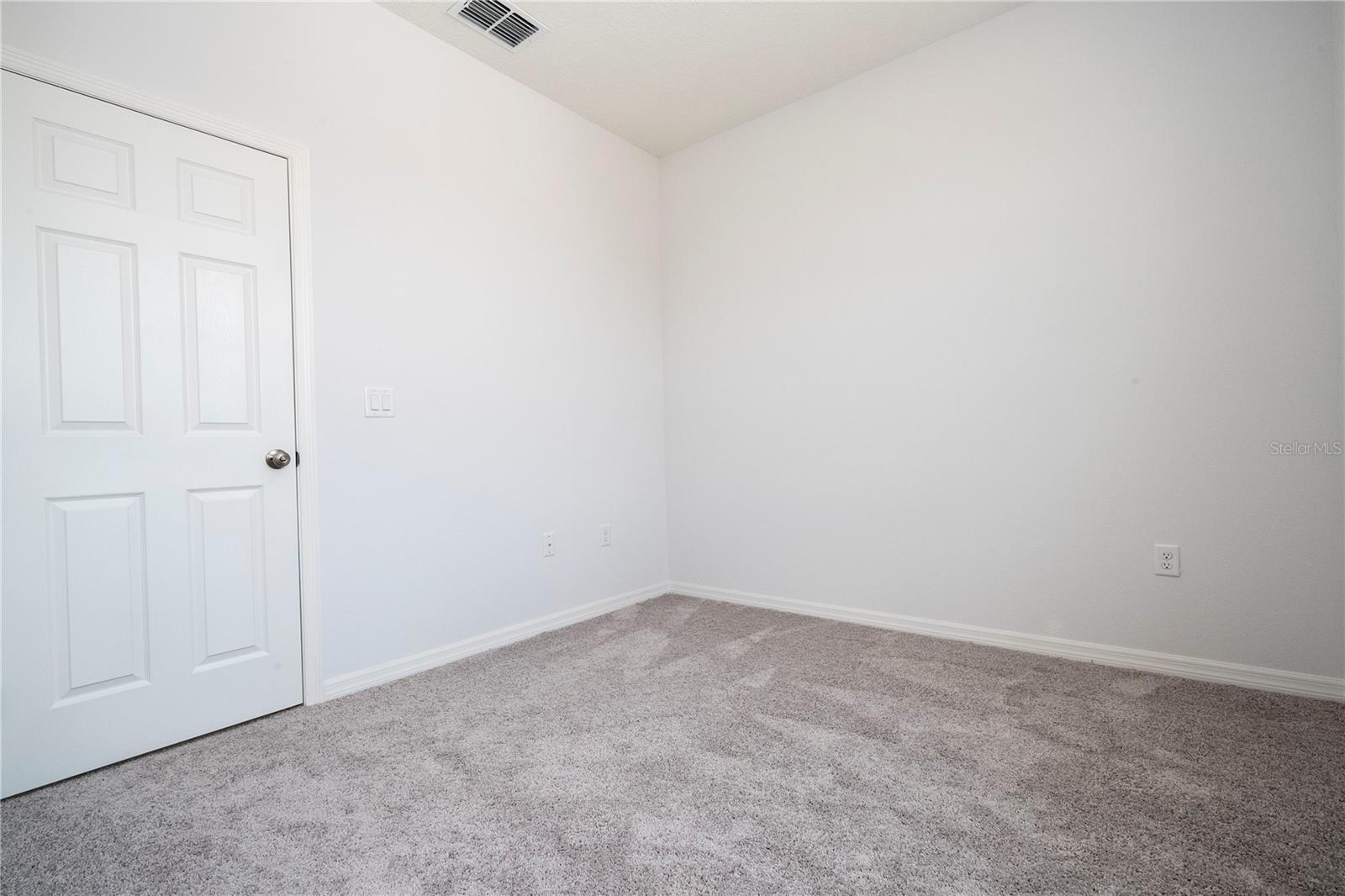 Image 39 of 41 For 873-875 Colville Drive