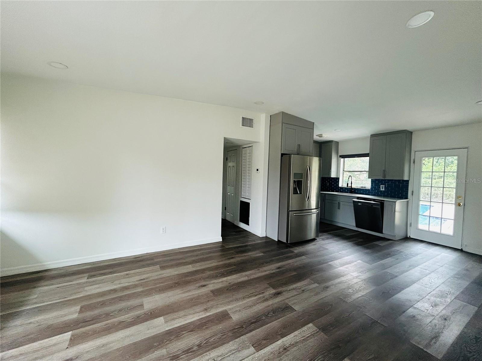 Image 5 of 12 For 1715 37th Street