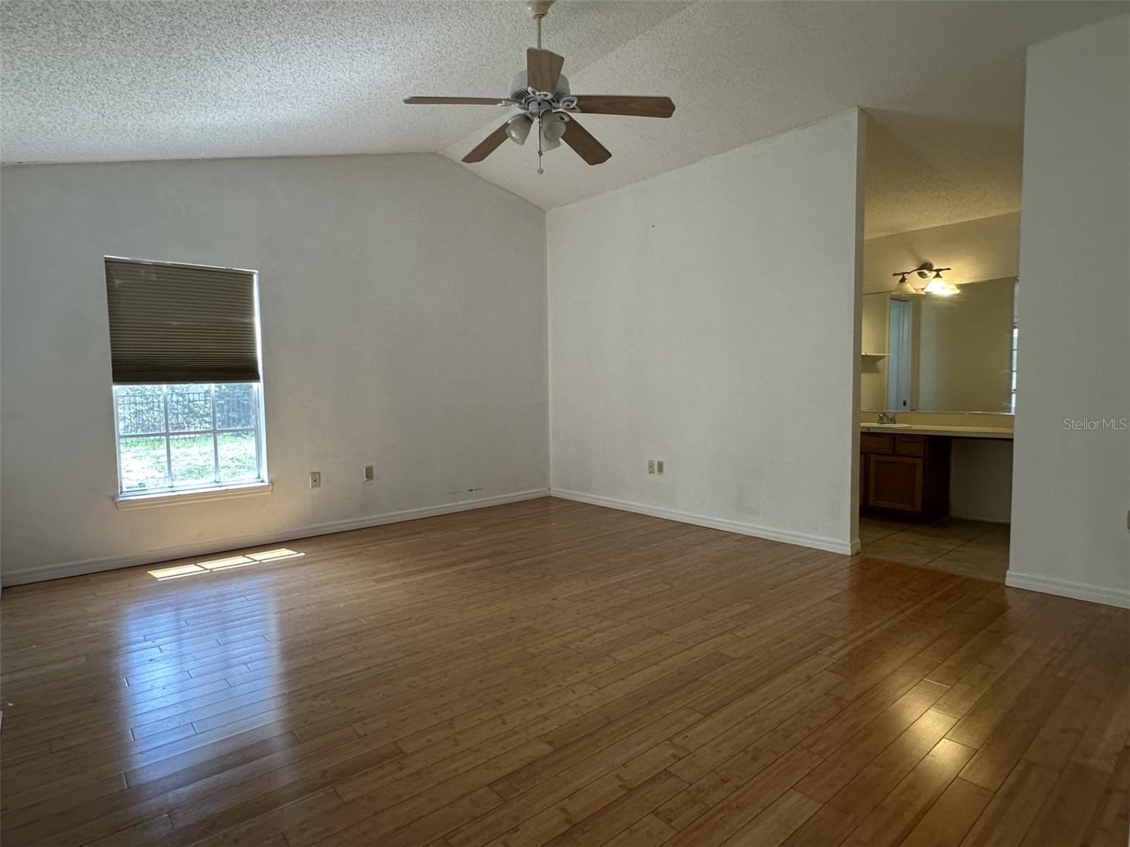 Image 16 of 27 For 6610 Pampus Drive