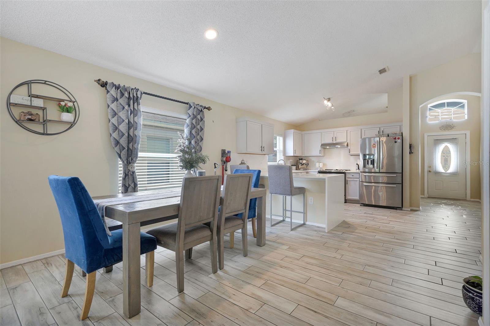 Image 13 of 43 For 1429 Carey Glen Circle