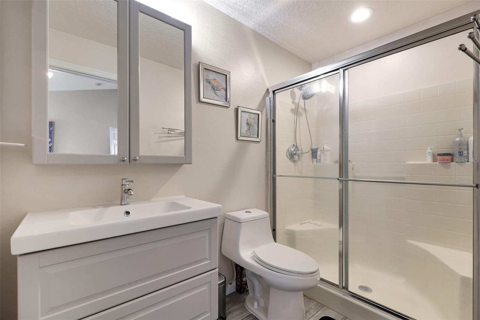 Image 22 of 43 For 1429 Carey Glen Circle