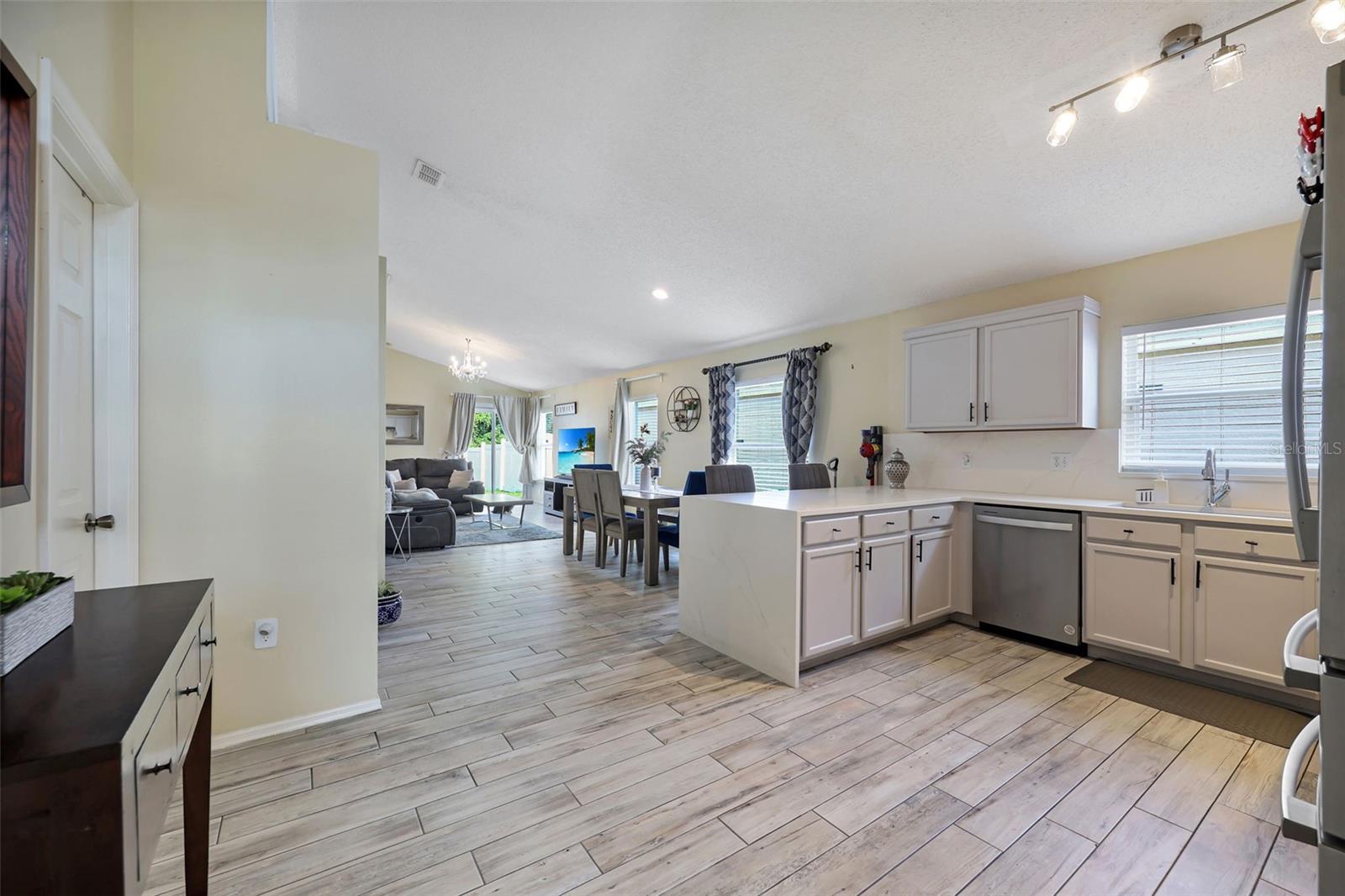 Image 9 of 43 For 1429 Carey Glen Circle