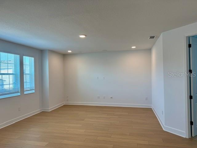 Image 8 of 29 For 16851 Muskgrass Drive