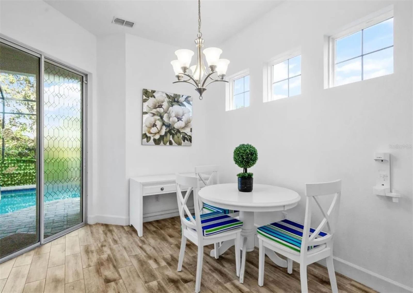 Image 7 of 8 For 406 Captiva Drive