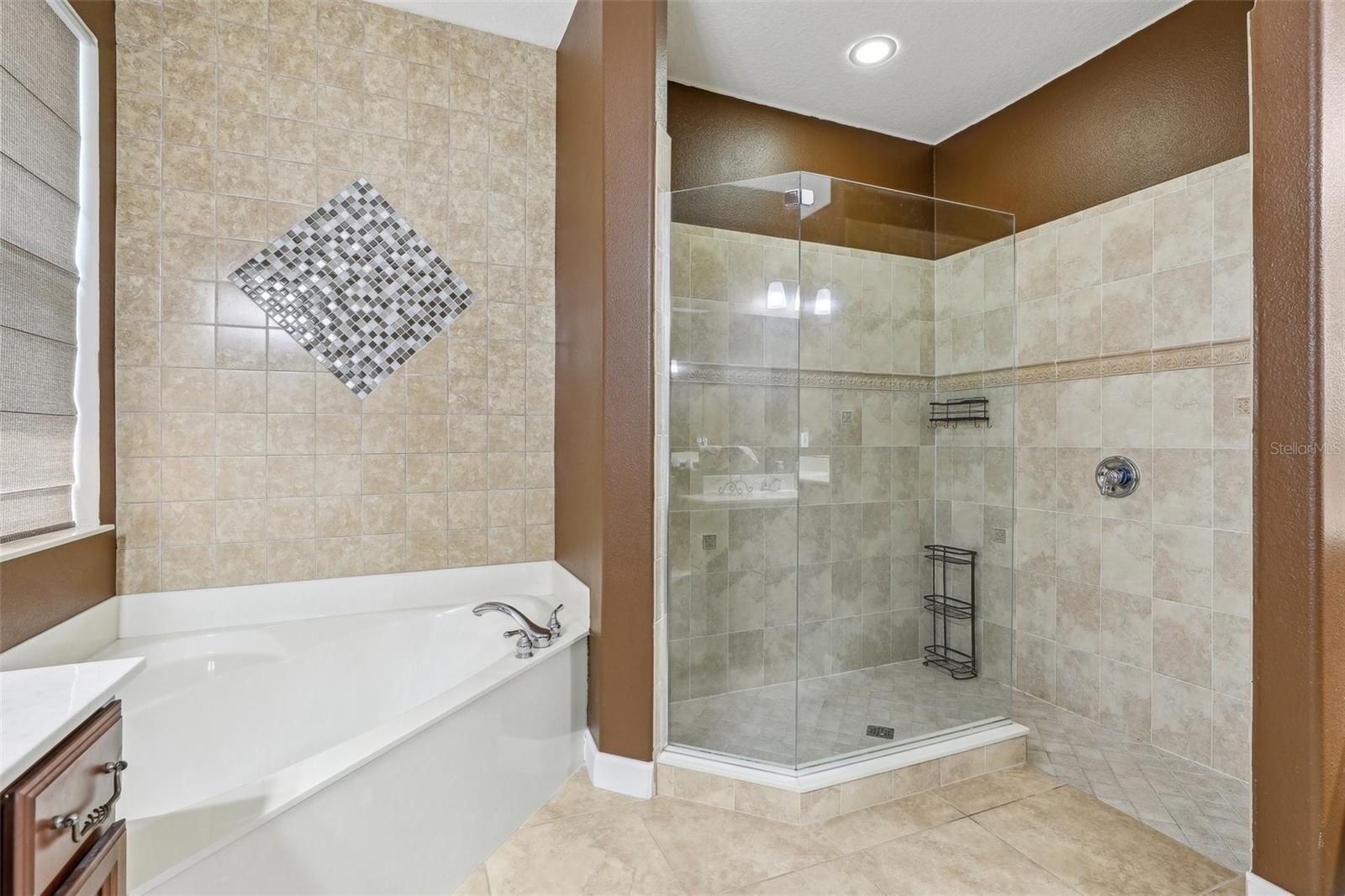 Image 11 of 35 For 827 Timber Isle Drive