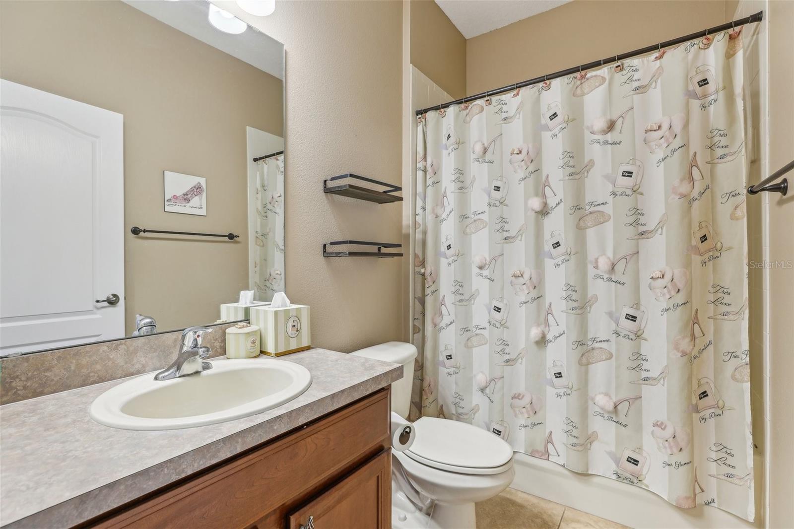 Image 17 of 35 For 827 Timber Isle Drive