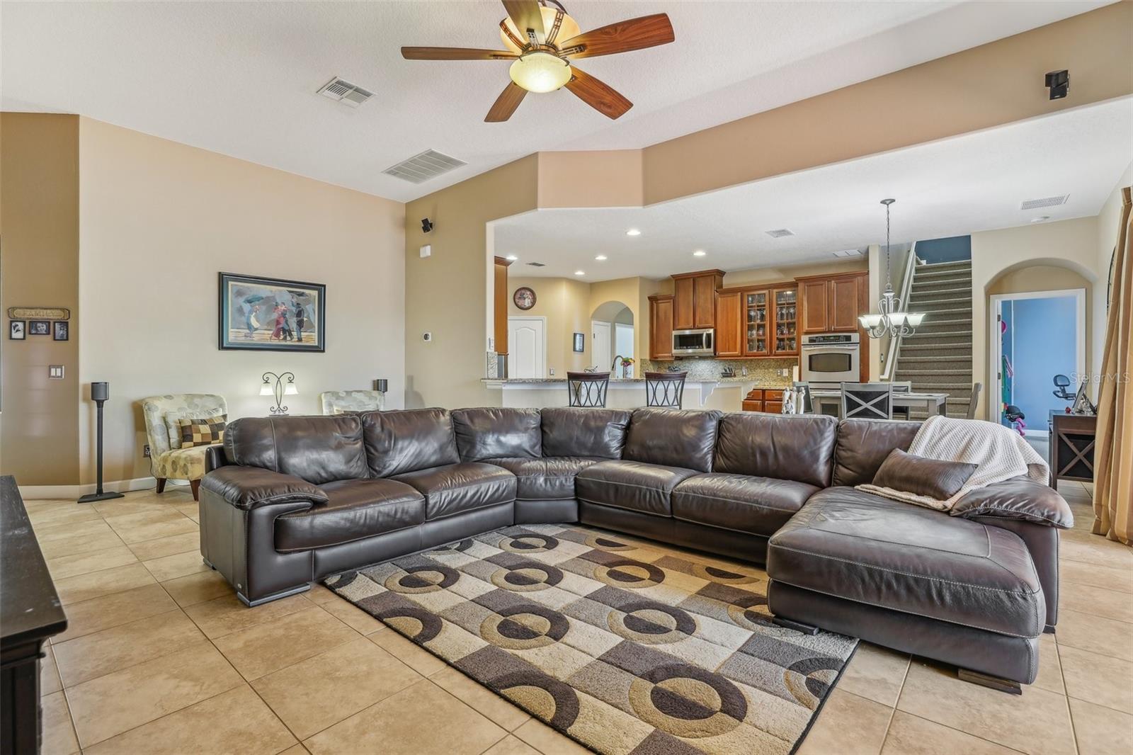 Image 3 of 35 For 827 Timber Isle Drive