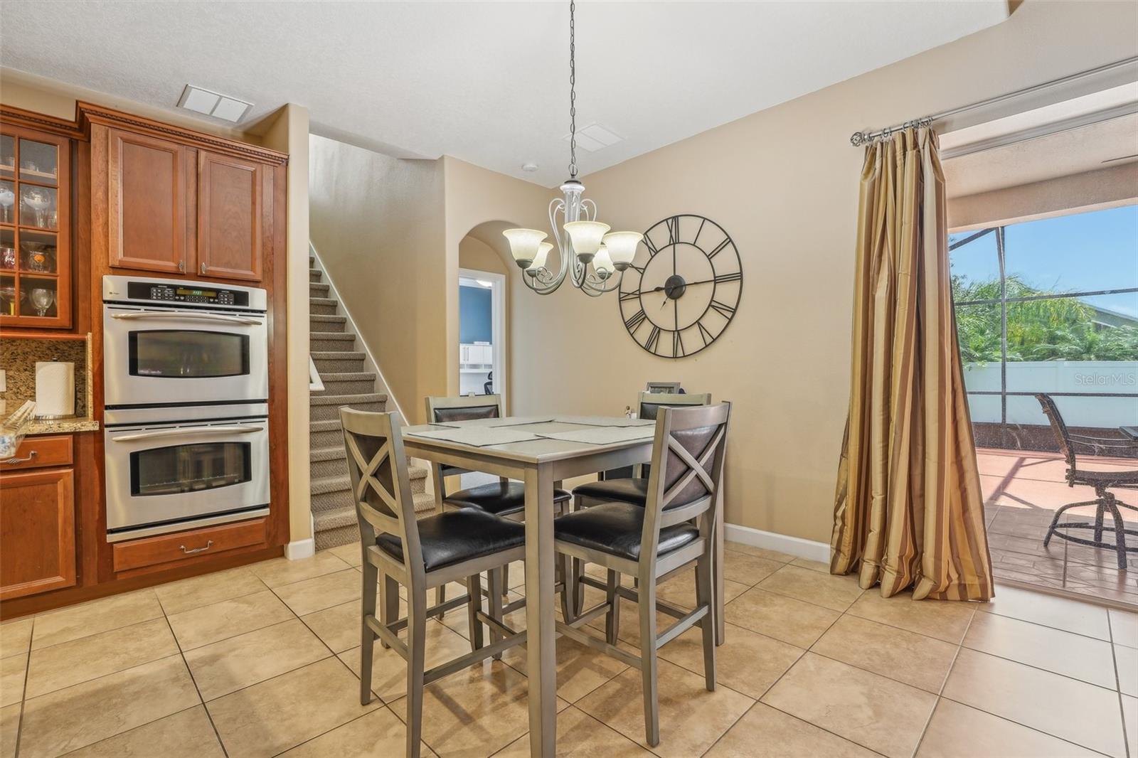 Image 4 of 35 For 827 Timber Isle Drive