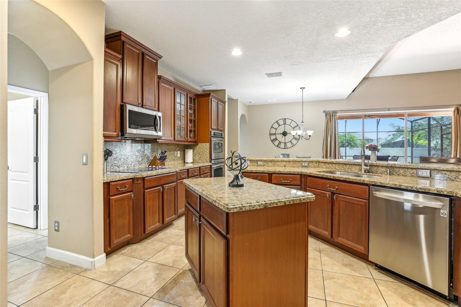 Image 5 of 35 For 827 Timber Isle Drive