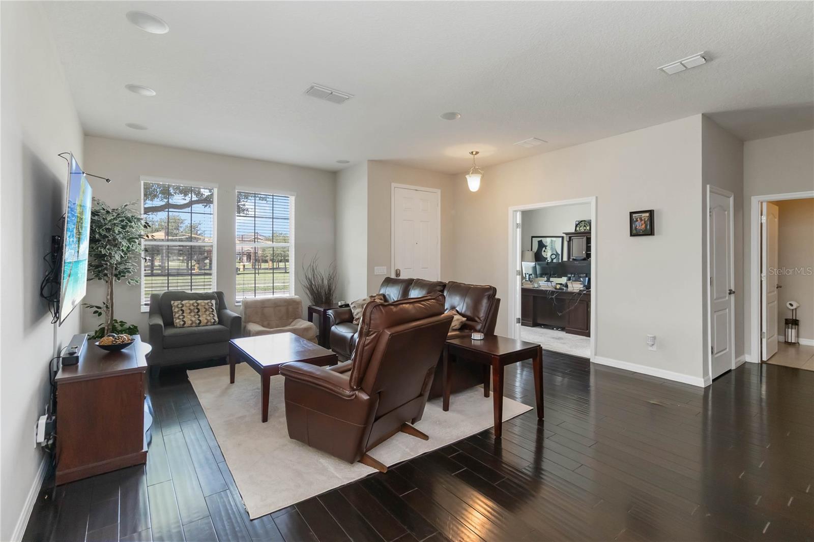 Image 10 of 51 For 5217 Creekside Park Avenue
