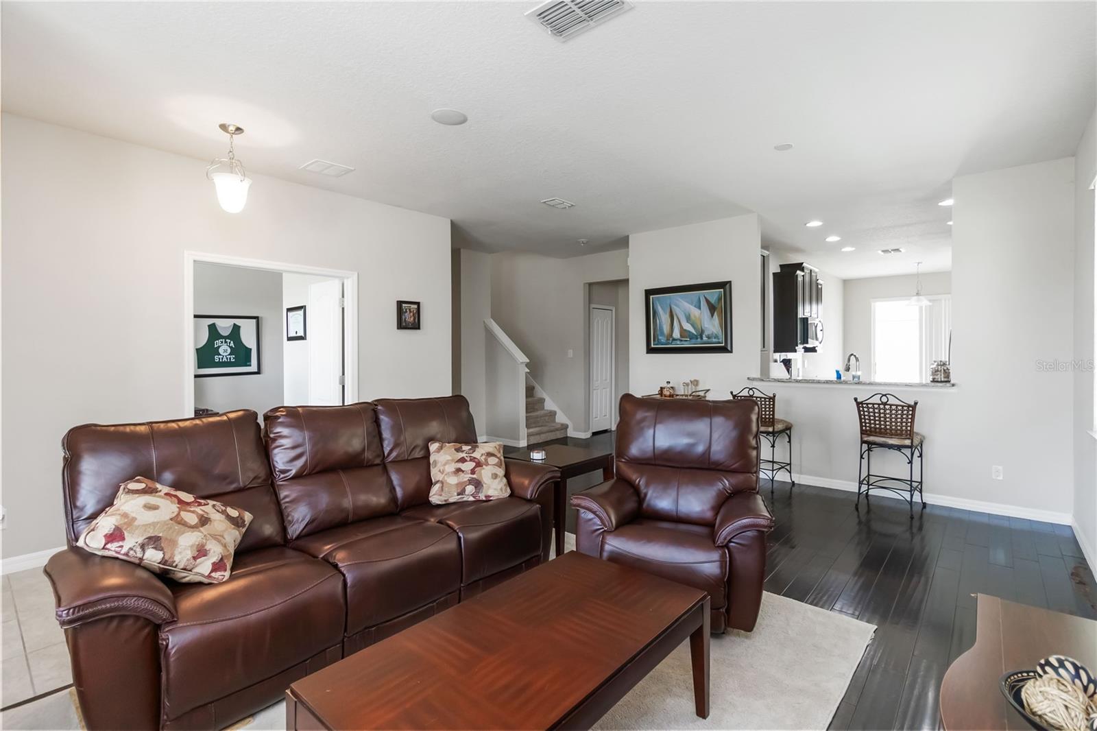Image 11 of 51 For 5217 Creekside Park Avenue