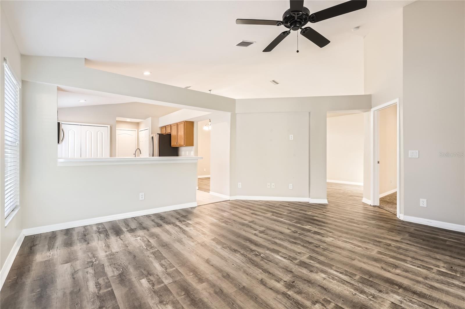 Image 6 of 28 For 4305 Balmoral Court