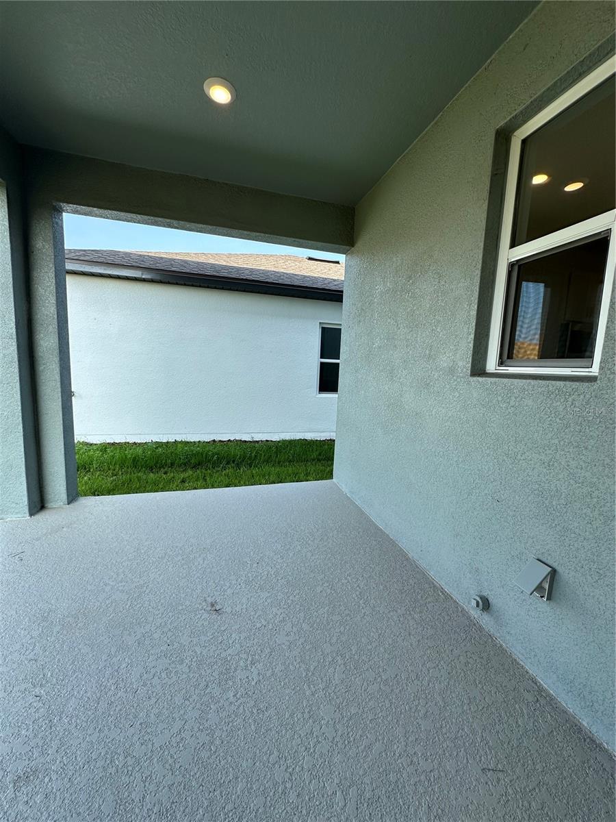 Image 8 of 39 For 5714 Cattle Ranch Drive
