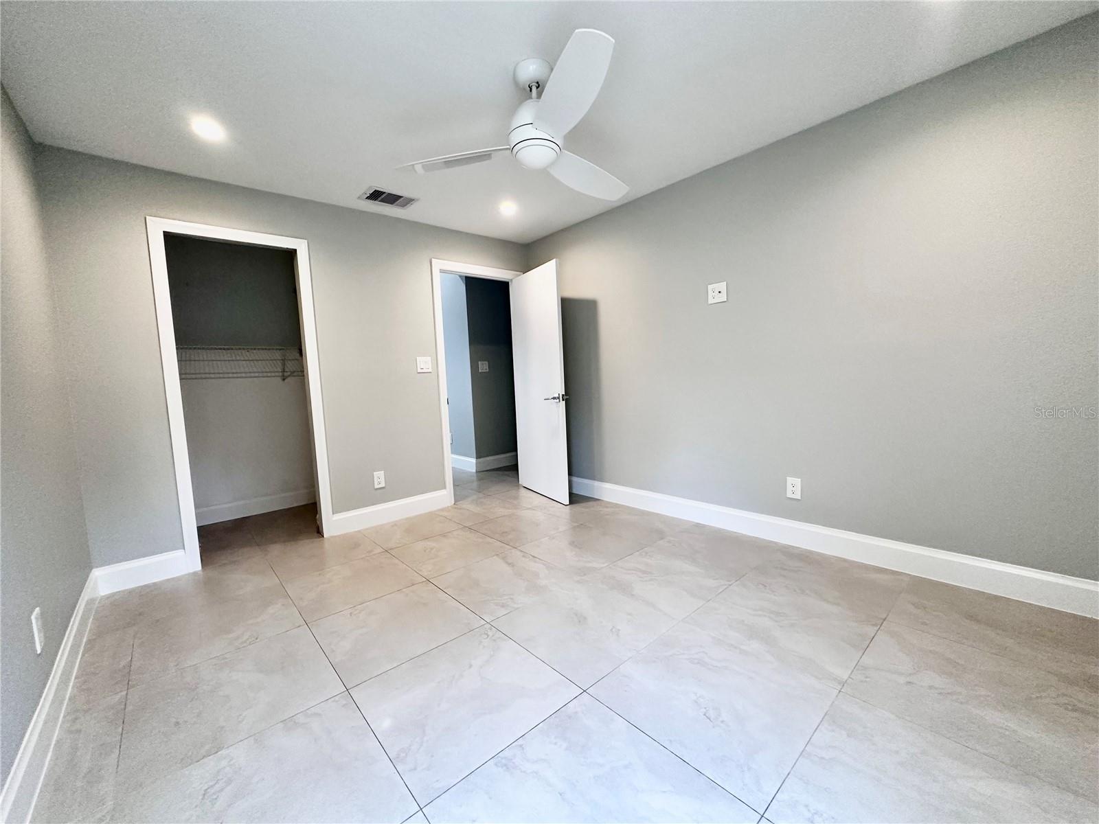 Image 17 of 26 For 1016 Olliff Way