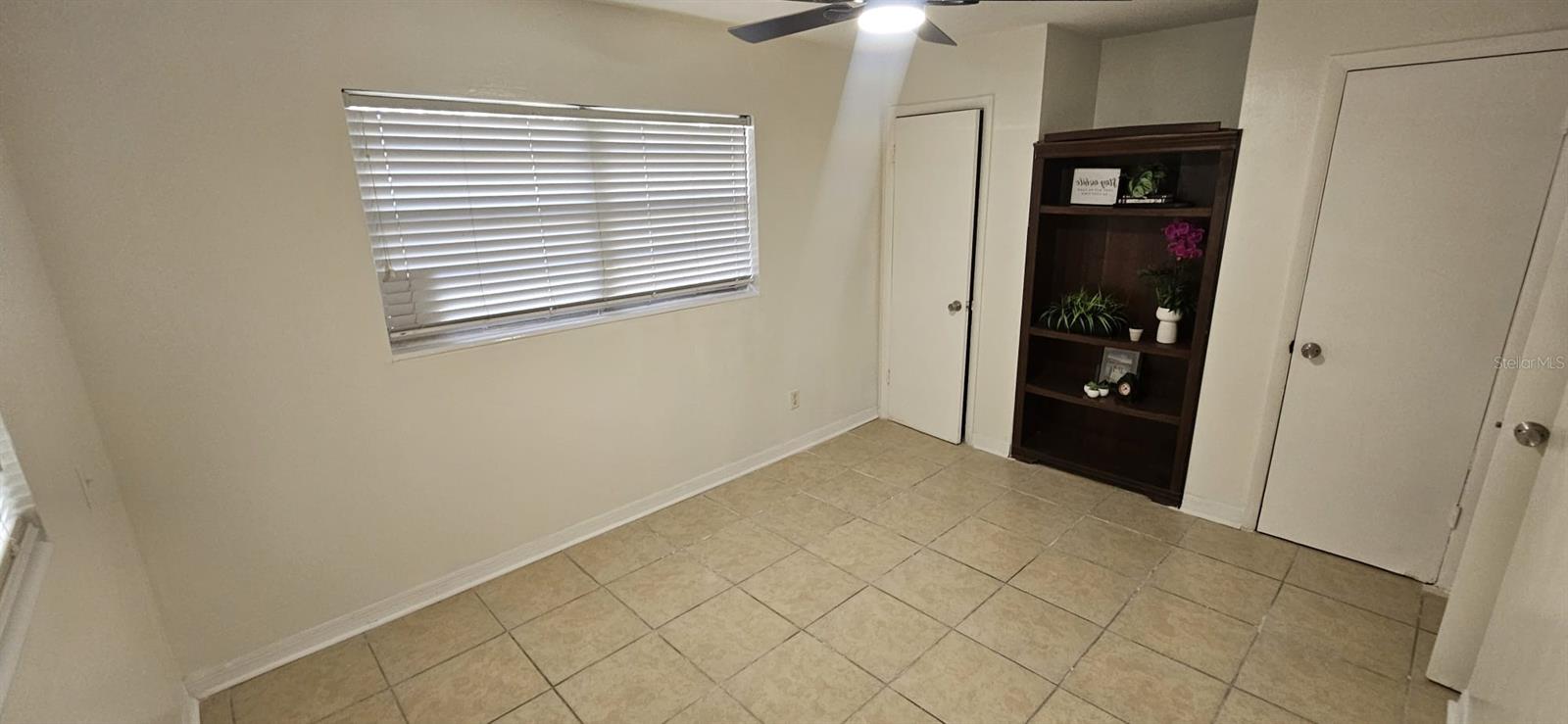 Image 5 of 9 For 334 Oleander Way