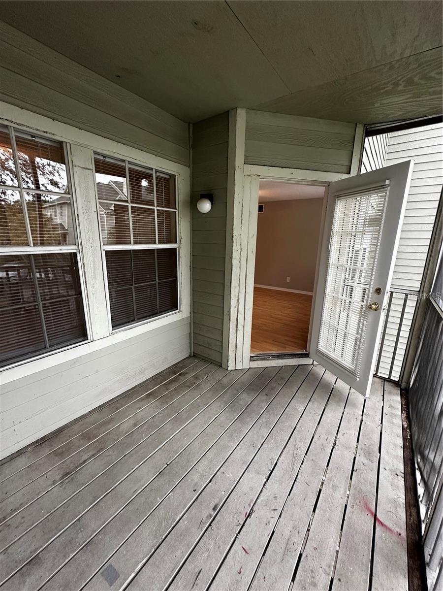 Image 15 of 18 For 6166 Westgate Drive 204