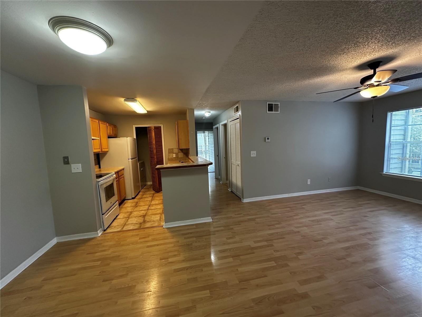 Image 3 of 18 For 6166 Westgate Drive 204