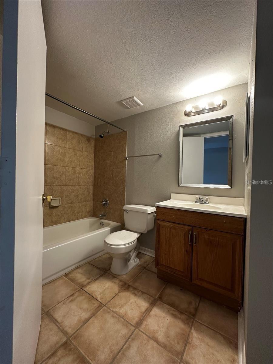 Image 9 of 18 For 6166 Westgate Drive 204