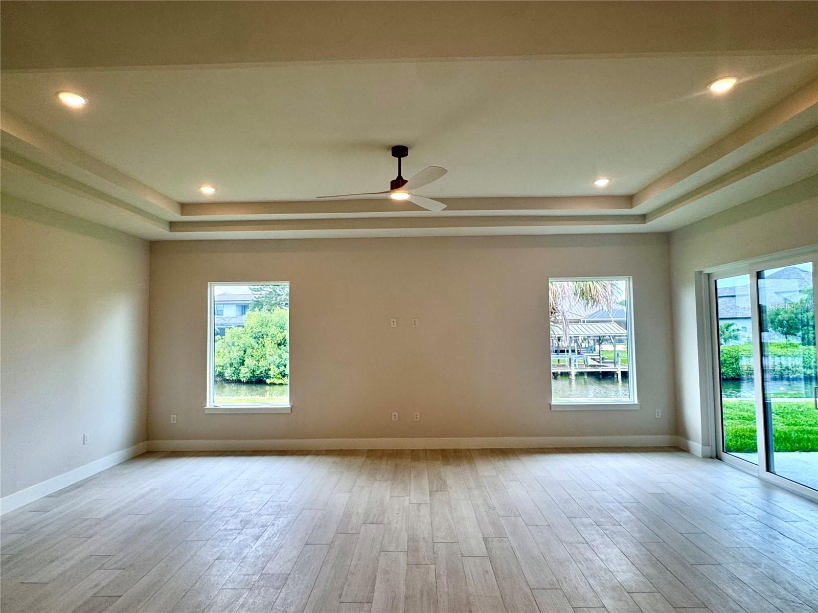Image 8 of 14 For 506 Topsail Drive