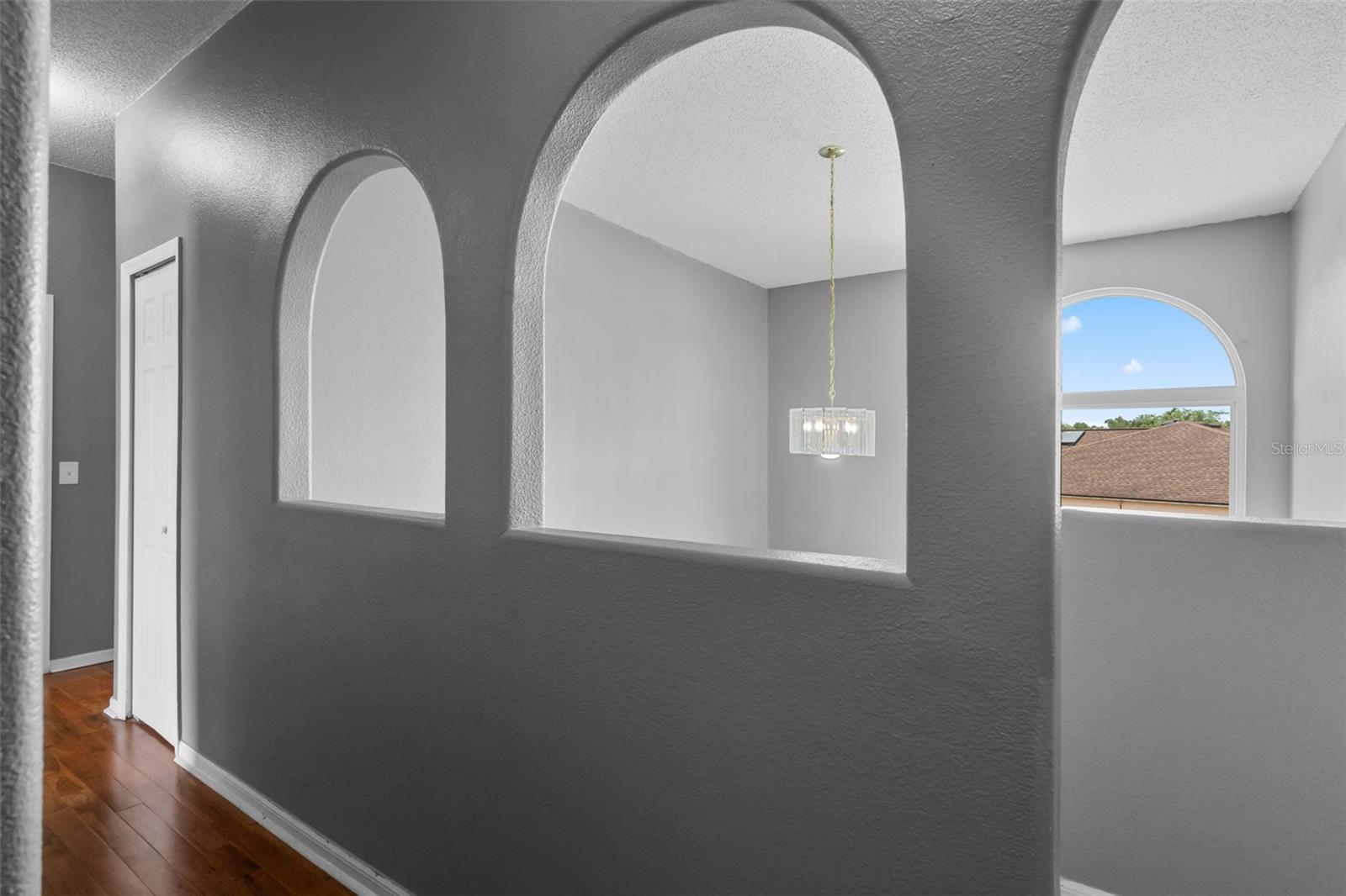 Image 39 of 55 For 470 Regal Downs Circle