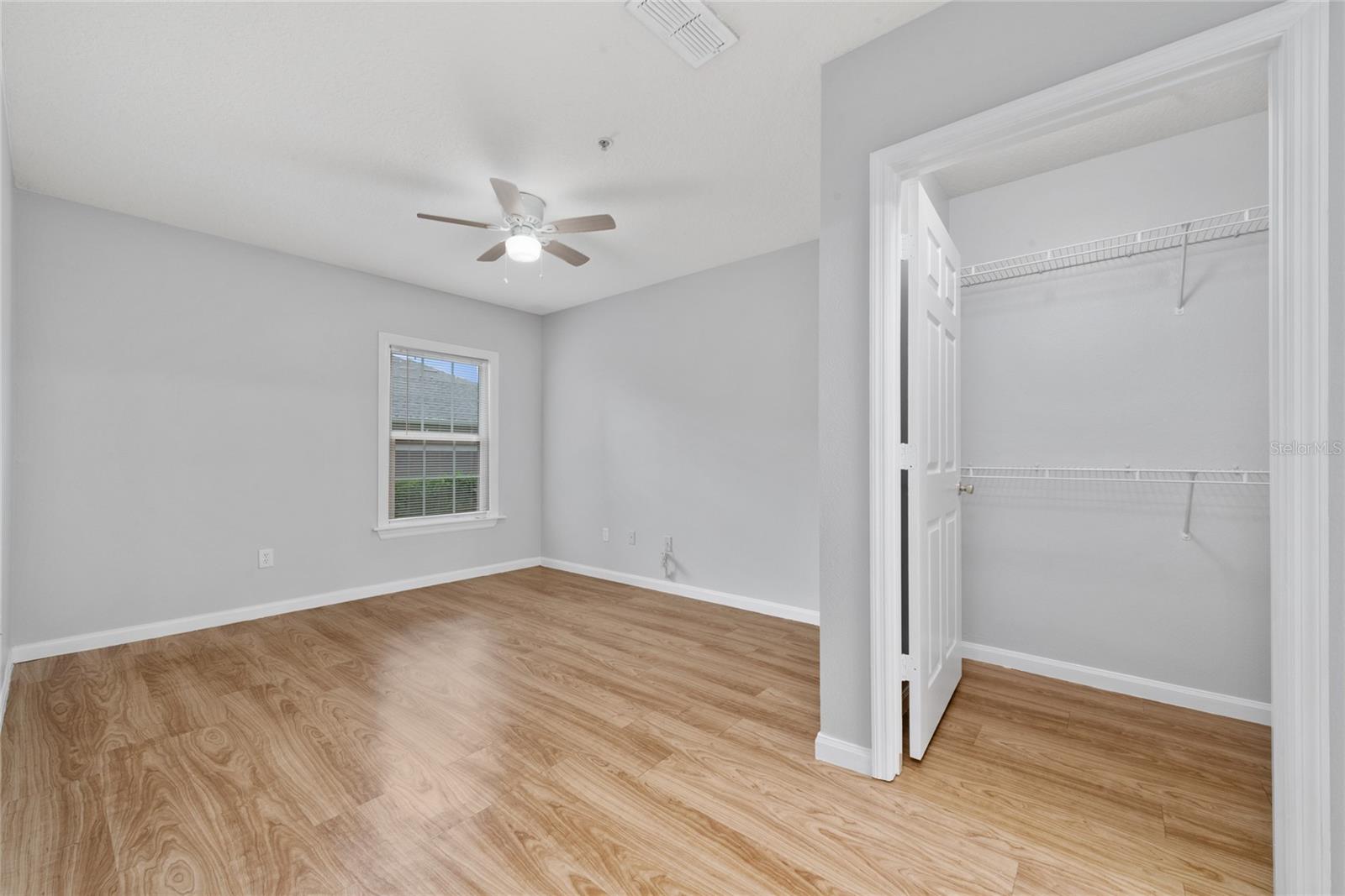 Image 19 of 33 For 6560 Swissco Drive 31