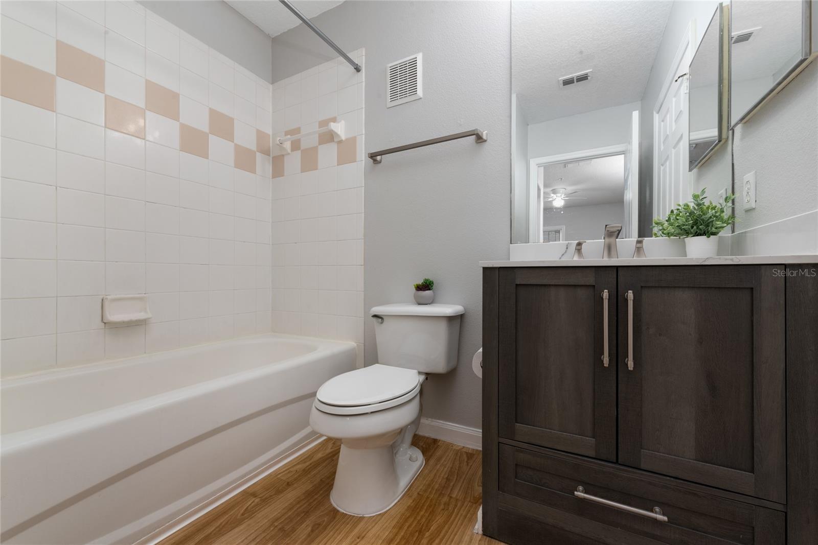 Image 22 of 33 For 6560 Swissco Drive 31