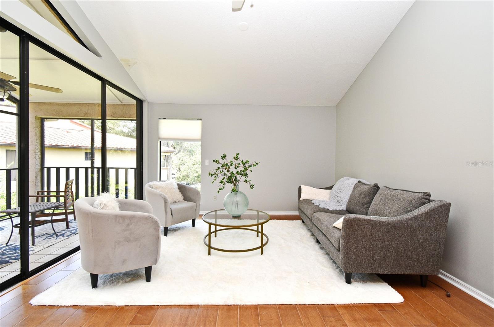Image 13 of 47 For 2928 Lake Pineloch Boulevard Ge
