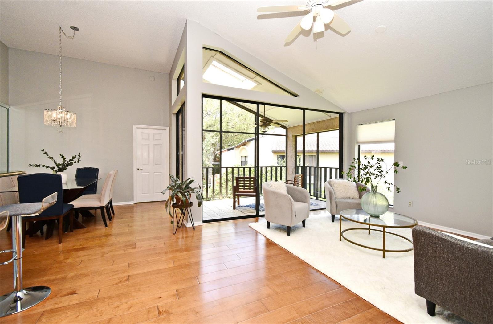 Image 14 of 47 For 2928 Lake Pineloch Boulevard Ge