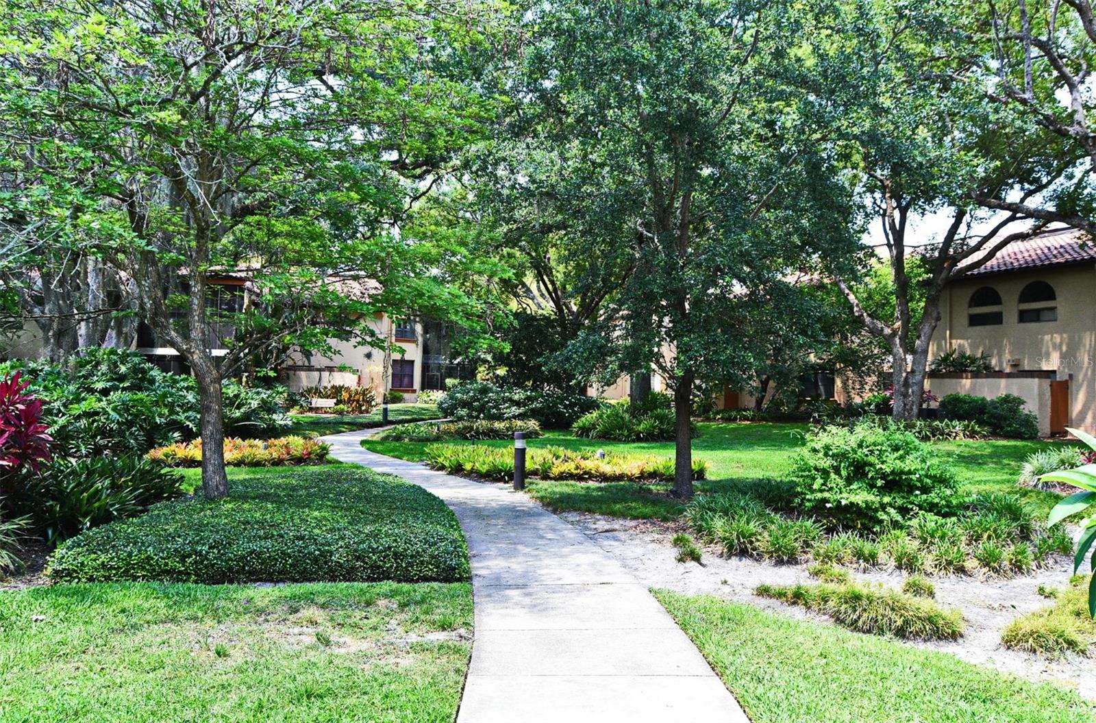 Image 36 of 47 For 2928 Lake Pineloch Boulevard Ge