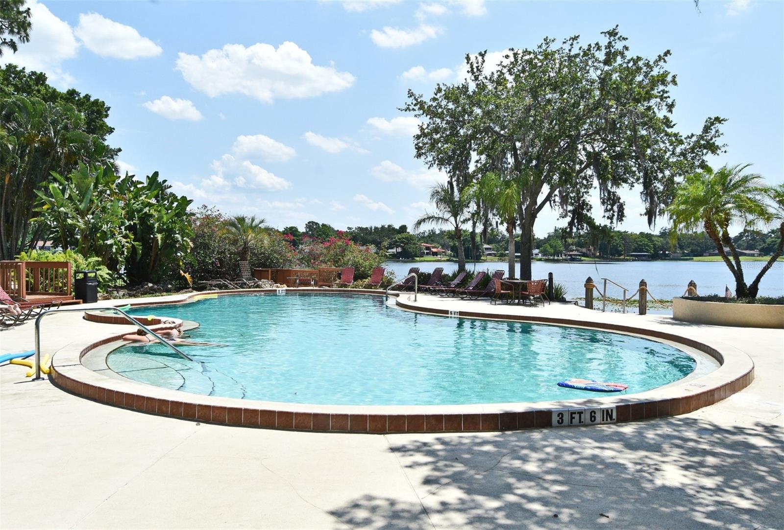 Image 38 of 47 For 2928 Lake Pineloch Boulevard Ge