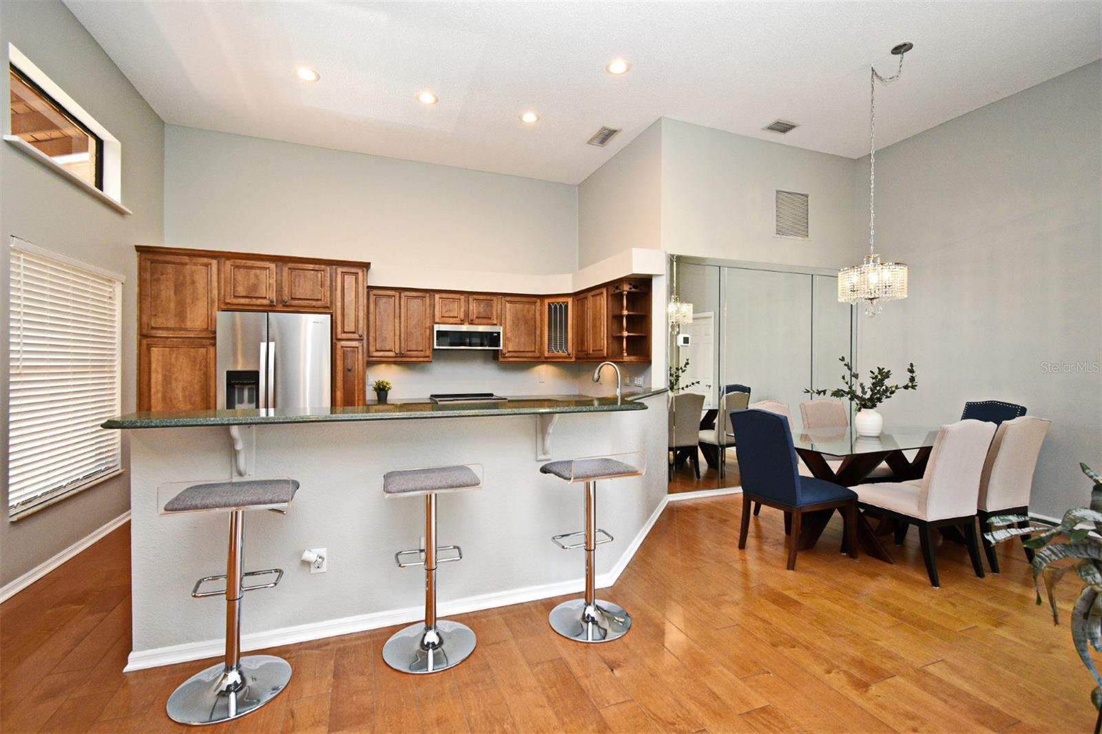 Image 6 of 47 For 2928 Lake Pineloch Boulevard Ge