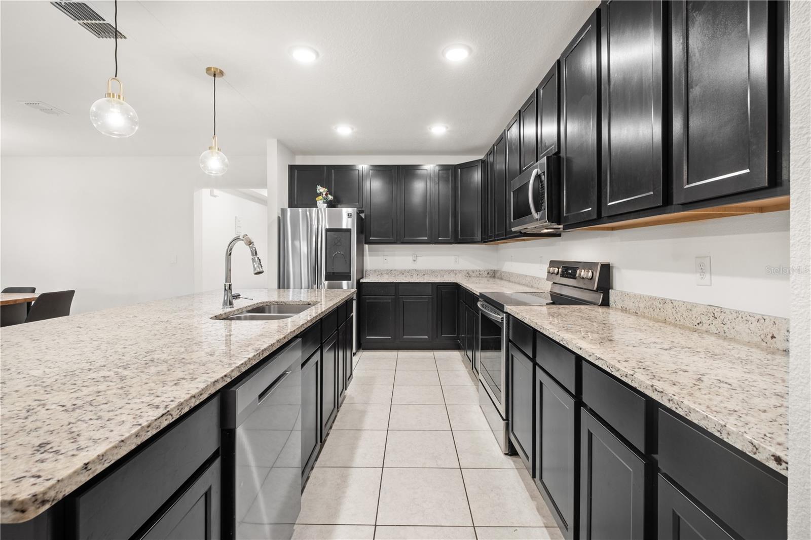 Image 10 of 38 For 622 Taft Drive