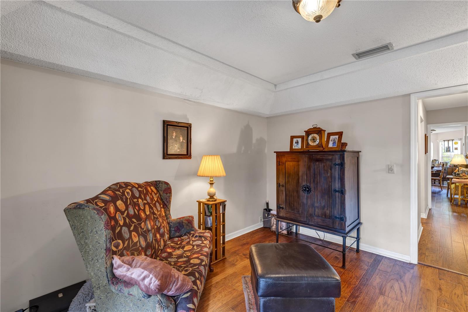Image 21 of 50 For 2132 Palm Vista Drive