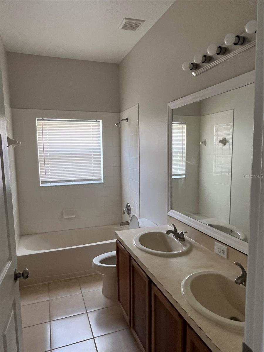 Image 12 of 20 For 4034 Bougainvillea Place
