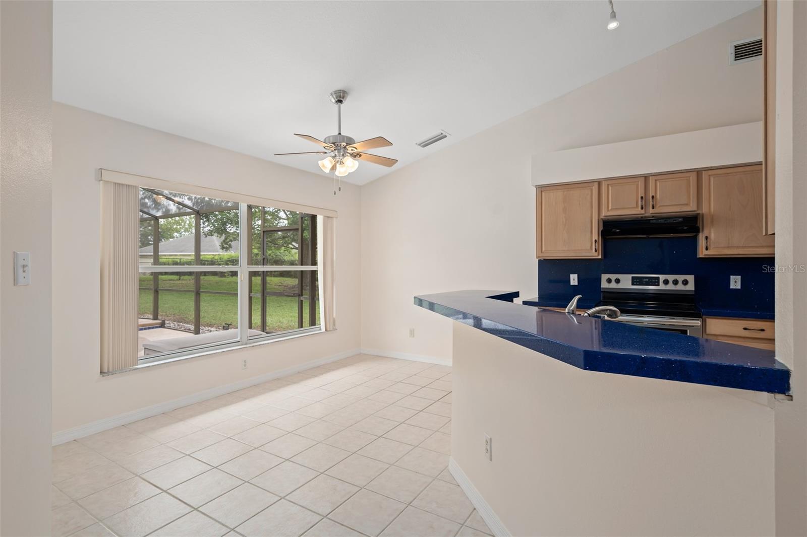 Image 10 of 49 For 11648 Grand Bay Boulevard
