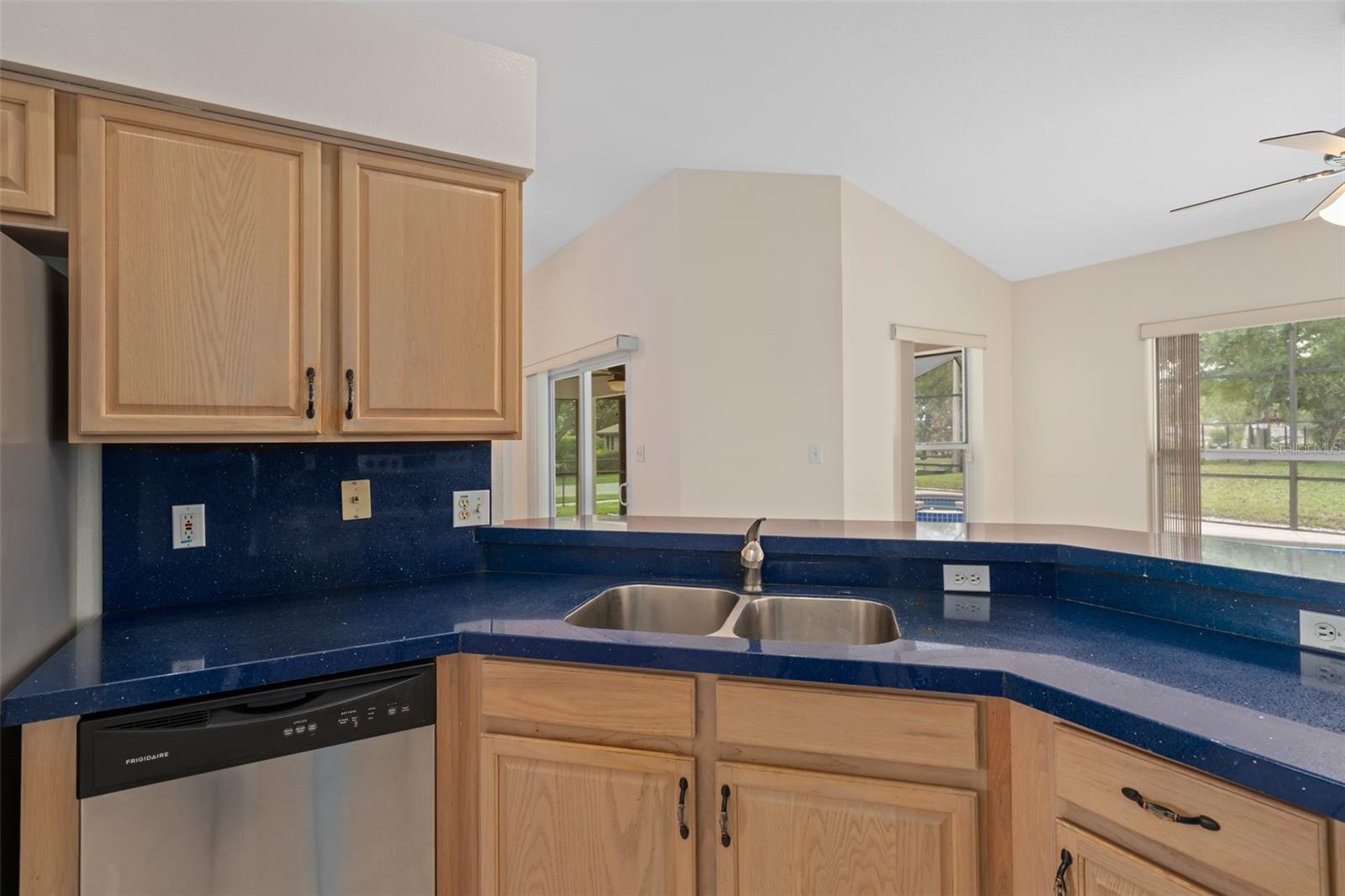 Image 12 of 49 For 11648 Grand Bay Boulevard