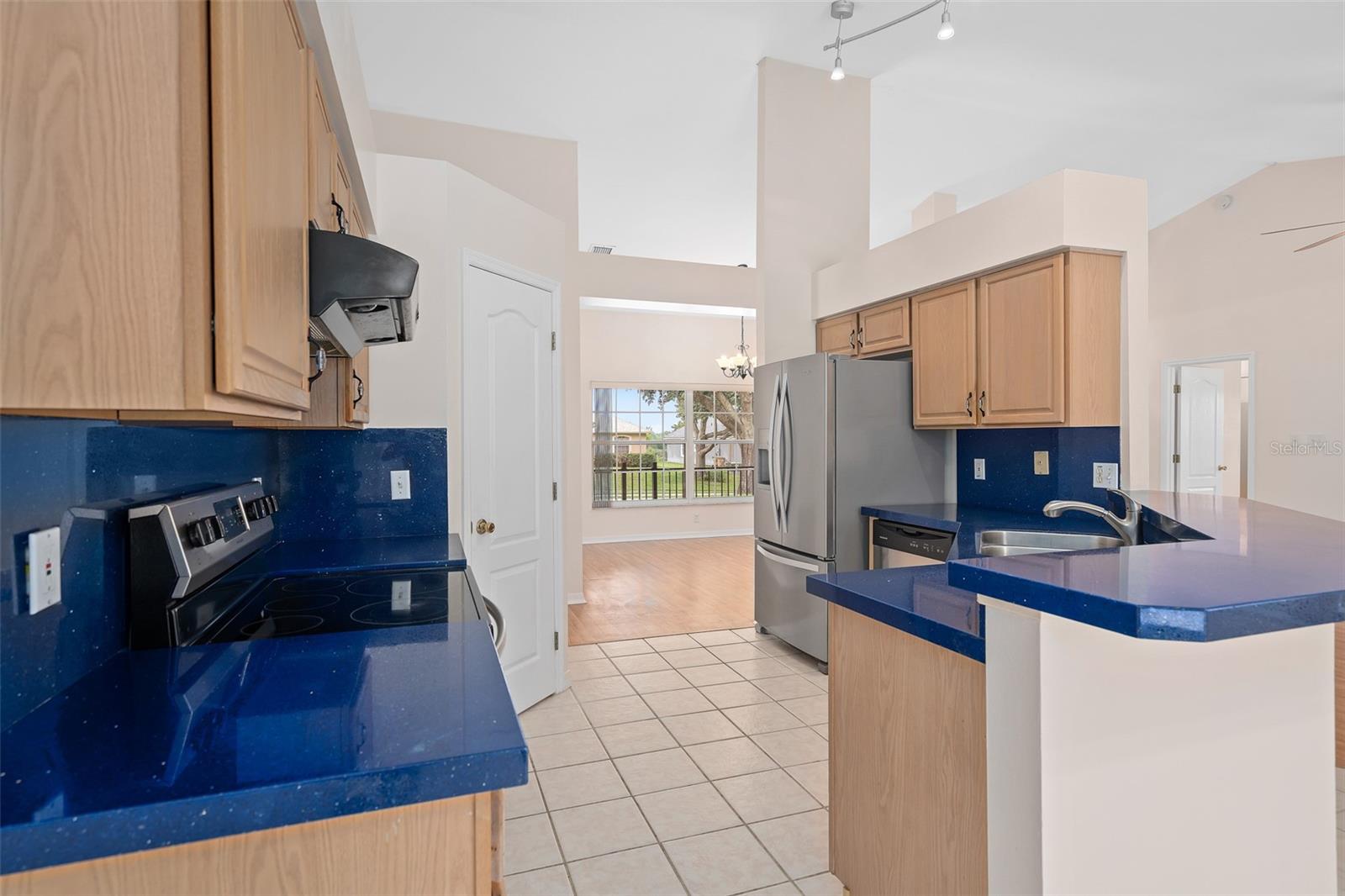 Image 13 of 49 For 11648 Grand Bay Boulevard