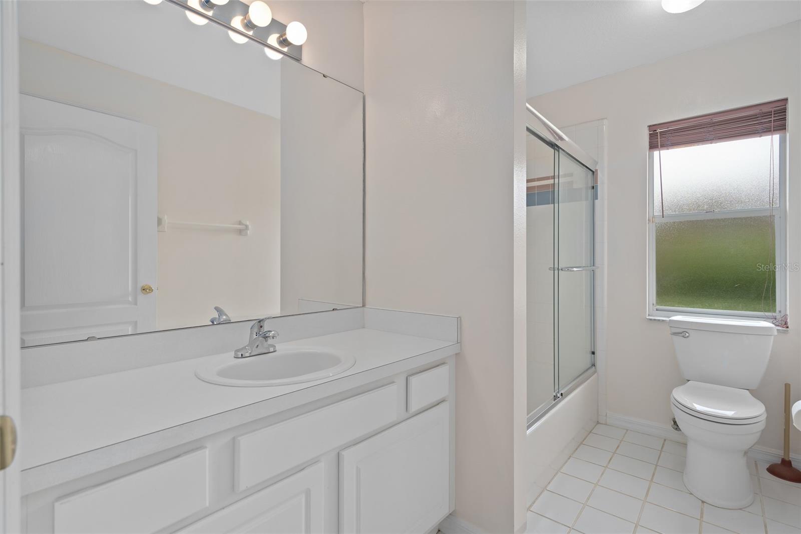 Image 19 of 49 For 11648 Grand Bay Boulevard