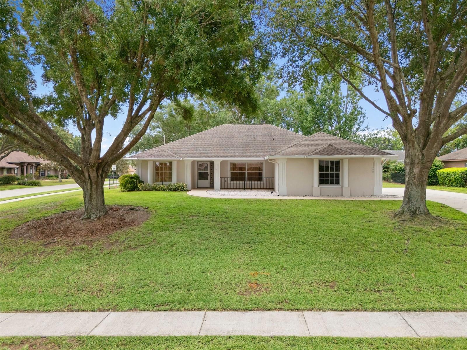 Image 26 of 49 For 11648 Grand Bay Boulevard