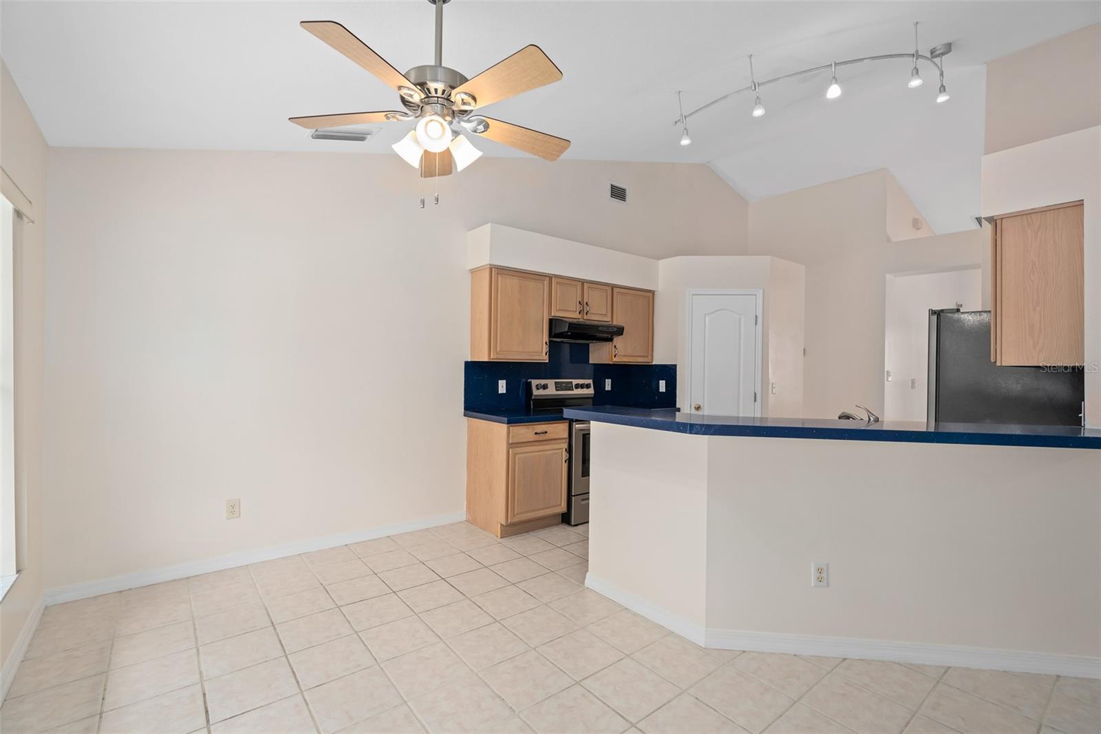 Image 39 of 49 For 11648 Grand Bay Boulevard
